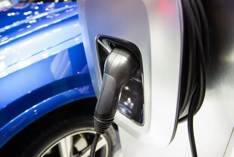 Guía de recarga de vehículos eléctricos: Entender los diferentes enchufes y estándares de carga 19 Guía de recarga de vehículos eléctricos