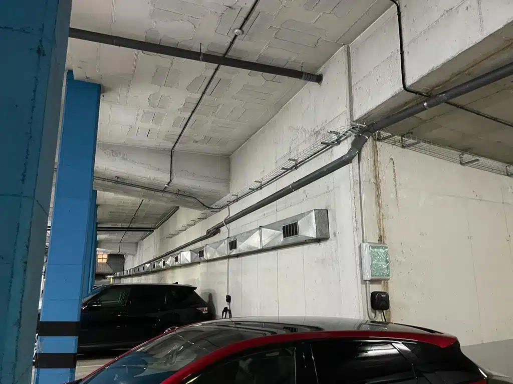 ¿Se Puede Instalar un Cargador de Coche Eléctrico sin Hacer Obra? 3 Preinstalacion comunitaria en Viladecans