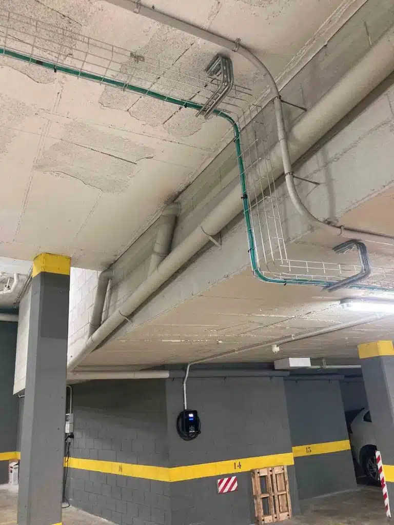 ¿Se Puede Instalar un Cargador de Coche Eléctrico sin Hacer Obra? 4 Preinstalacion comunitaria para vehiculos electricos