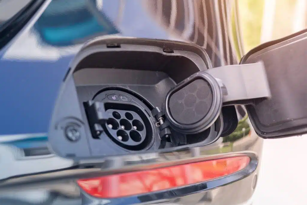 Instalación de un Enchufe para Coche Eléctrico: Cargar tu Vehículo en Casa 4 Comprar un cargador para coche eléctrico