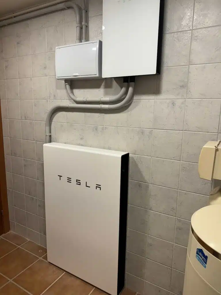 ¿Cómo afectan los cortes de electricidad a los paneles solares? 6 Baterias Solares Tesla