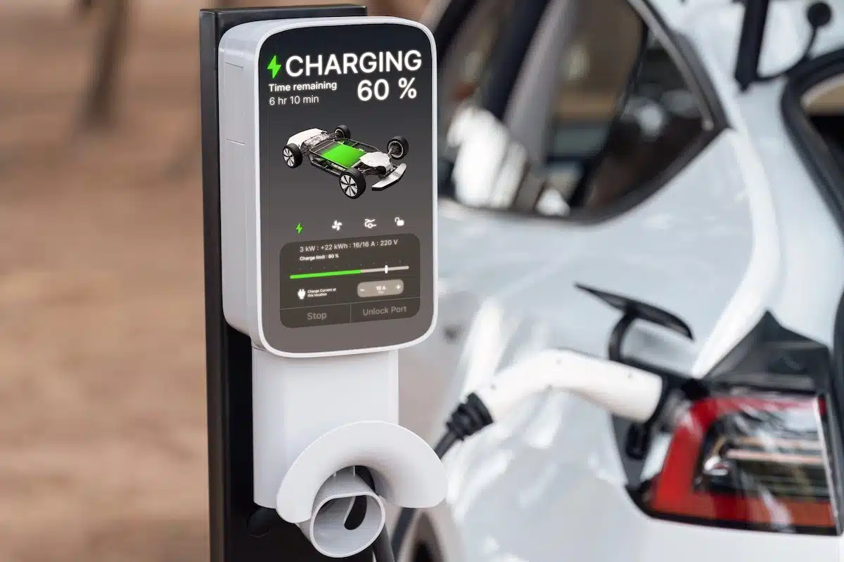 Errores Comunes al Instalar un Cargador de Coche Eléctrico en 2026 1 Cargadores para Coches Eléctricos e Híbridos Enchufables