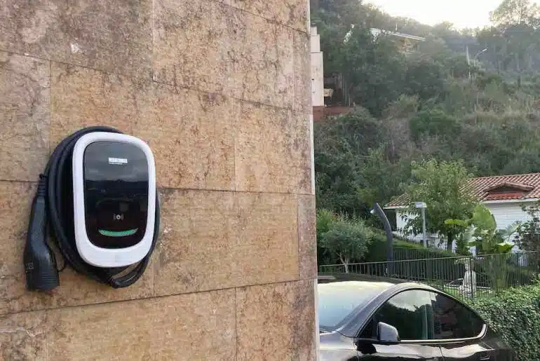 Potencia Recomendada para Cargar un Coche Eléctrico en 2026 3 Orbis Viaris ISI en vivienda unifamiliar